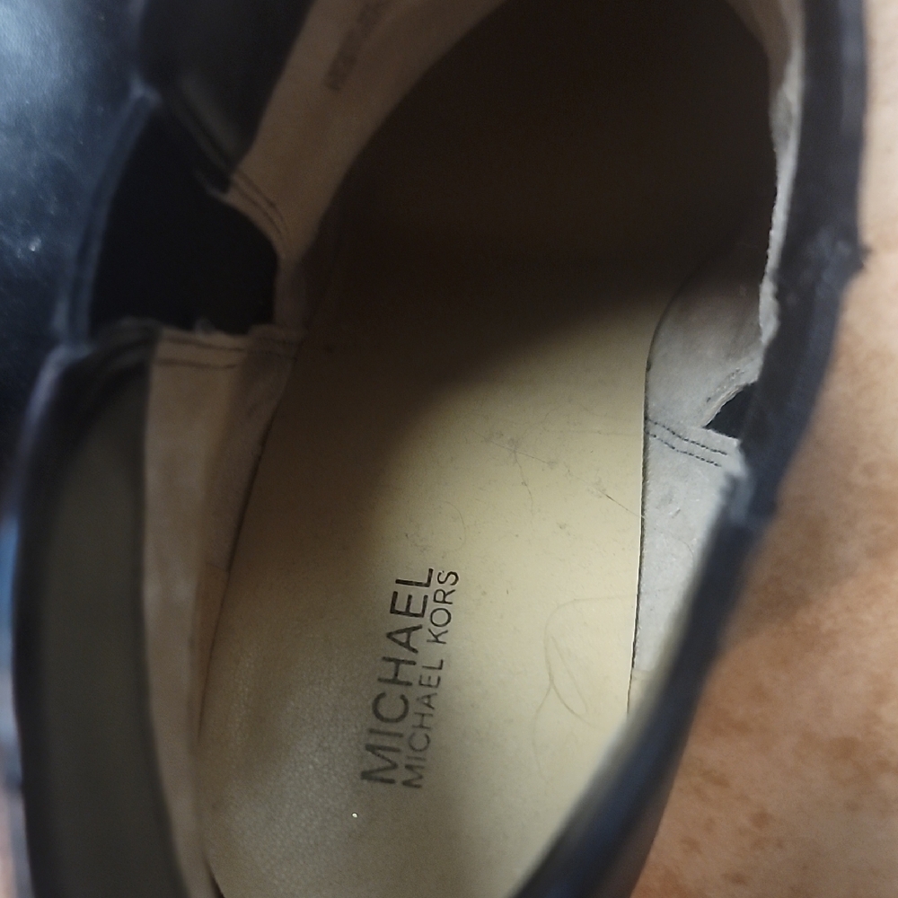 Michael Kors Black Ankle Booties Sleek Design - Picture 2 of 6